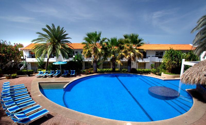 Palm Beach La Mira Екстериор снимка